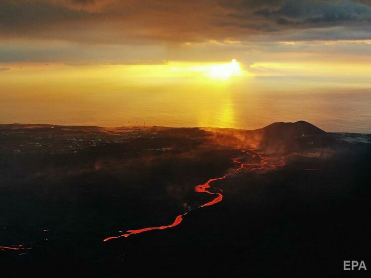 Власти испанского острова Ла-Пальма сообщили о завершении извержения вулкана. Оно длилось 85 дней