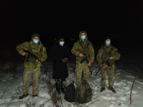 Нигериец пытался переплыть реку Уж, чтобы попасть в Словакию. Из воды его достали пограничники