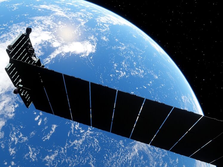 Китай пожаловался, что спутники компании Маска едва не столкнулись с их космической станцией
