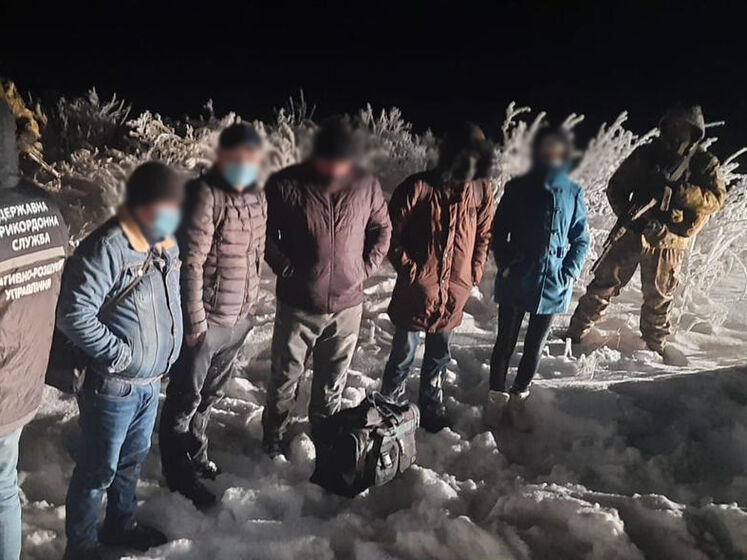 Українські прикордонники на кордоні з РФ затримали нелегальних мігрантів з Узбекистану