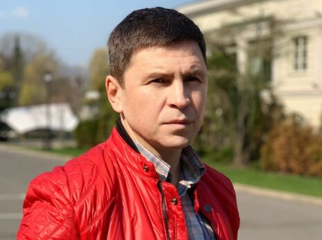Жена Гогилашвили официально работает с Зеленским, но без доступа к гостайне – Подоляк