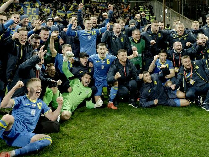 "Всі ми і є футбол!" Футболісти збірної привітали Україну з Новим роком. Відео