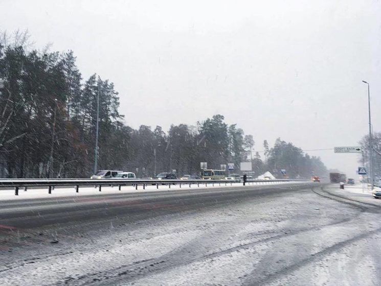 Во Львовской области патрульные после погони задержали нетрезвого водителя снегоуборочной машины