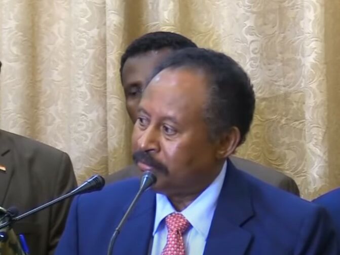 Премьер-министр Судана подал в отставку. В ноябре 2021 года его восстановили в должности после госпереворота