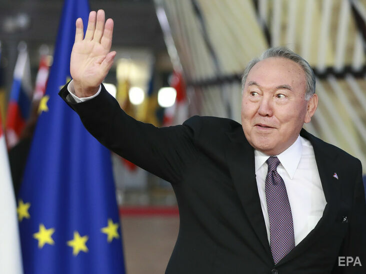 Назарбаєв готовий покинути Казахстан – Венедиктов