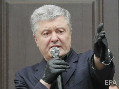 6 января Порошенко сообщил, что вернется в Украину 17 января