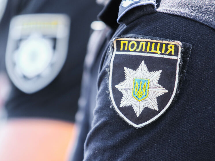У Слов'янську 25-річний поліцейський обікрав небіжчика та звільнився з поліції