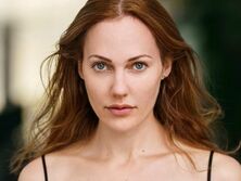 "Тигрица", "Такая стройняшка". Звезда "Великолепного века" Узерли снялась в обтягивающей одежде