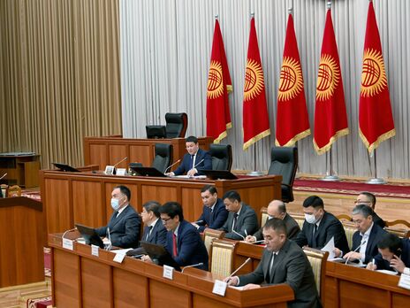 Парламент Киргизстану вирішив відправити миротворців до Казахстану