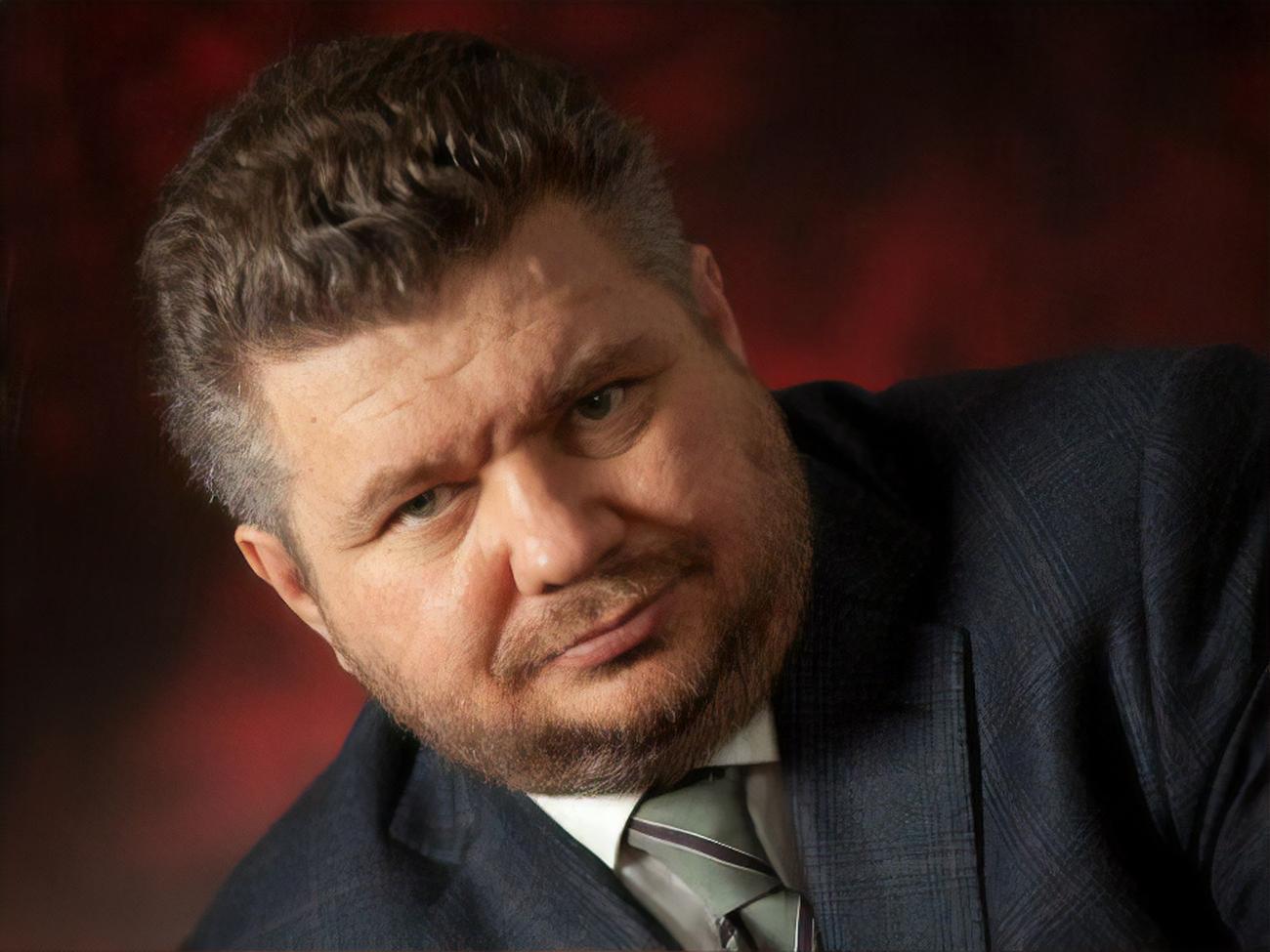 Адвокат Порошенко обвинил ГБР во лжи, опубликовав решение суда об аресте активов “Прямого” и “5 канала”