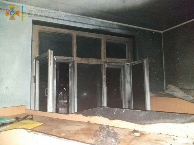 В центре Харькова горело студенческое общежитие, эвакуировали более 100 человек