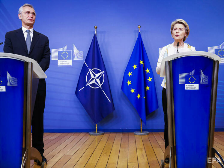 Генсек НАТО обговорив із головою Єврокомісії нарощування Росією військ навколо України