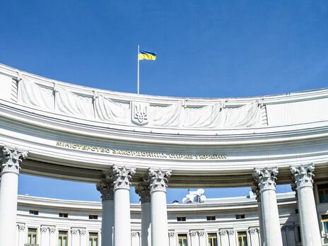 В Казахстане застряли более 100 украинцев. МИД ищет альтернативный способ их возвращения домой