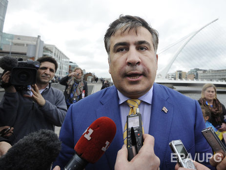 Саакашвили считает отставку Деканоидзе правильным поступком
