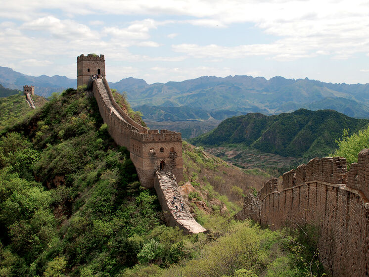 В Китае землетрясение разрушило часть Великой стены
