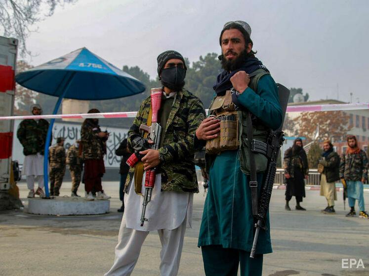 "Талибан" потребовал от Узбекистана и Таджикистана вернуть афганские военные самолеты