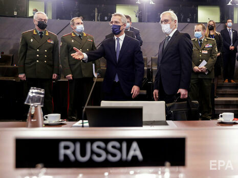 Россия и НАТО завершили переговоры в Брюсселе по безопасности. Они продлилась около четырех часов