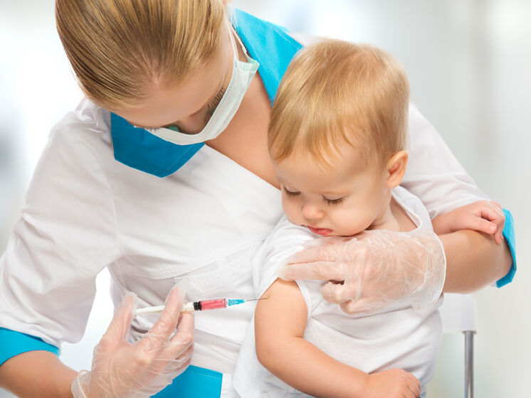 В Израиле заявили, что начнут вакцинировать от COVID-19 младенцев