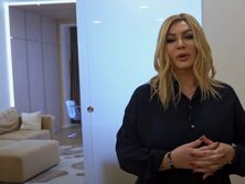 "Какой вид шикарный из окна". Билык впервые показала свою одесскую квартиру. Видео