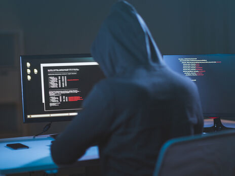 Кібератака на українські сайти. ЗМІ пишуть, що про вразливість системи було відомо з травня