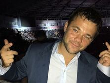 "Мутная обстановка", "Ставь на зеро! Сегодня повезет". Уехавший за границу Богдан сфотографировался в казино