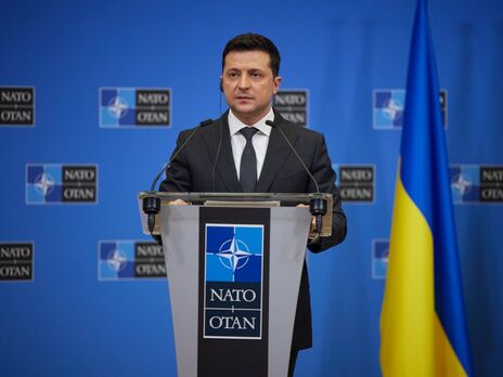 Зеленський: Путін не молодий, він повинен думати, що залишить після себе, бо наші землі все одно повернуться до нас