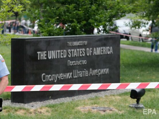США могут эвакуировать из Украины семьи своих дипломатов – СМИ