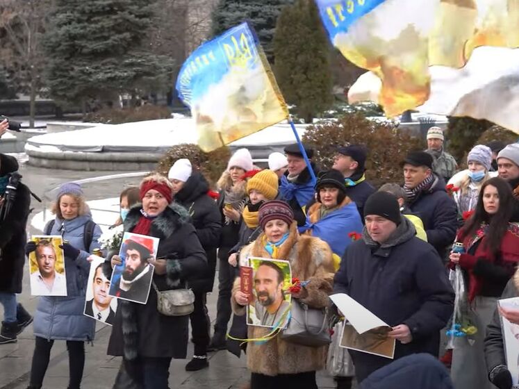 У Києві провели хід на згадку про перших героїв Небесної сотні