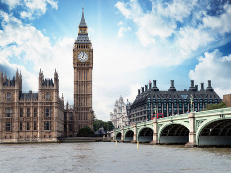 Великобритания отзывает часть сотрудников посольства из Киева