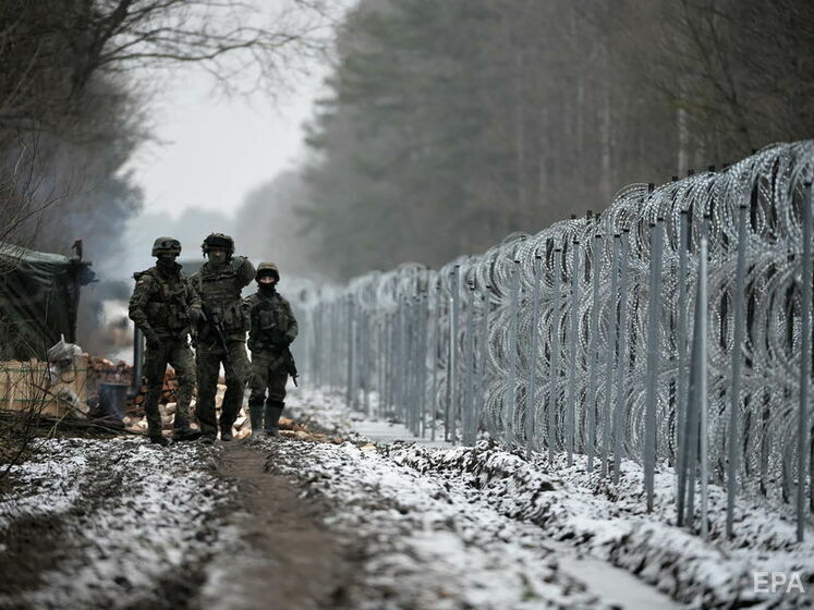 Польща розпочинає будівництво паркану на кордоні з Білоруссю