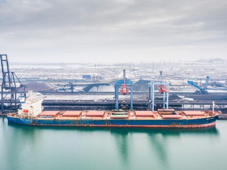 ДТЕК Ахметова придбав додатково чотири судна вугілля зі США та Колумбії для опалювального сезону
