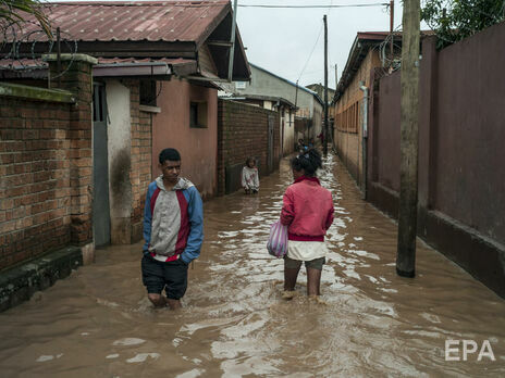 Шторм вызвал наводнения на Мадагаскаре, погибли десятки людей
