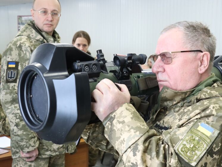 Британские инструкторы начали обучать украинских военных использовать противотанковые комплексы NLAW