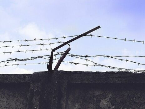 Ексспівробітника СБУ, який працює на окупаційну владу в ОРДЛО, повідомили про підозру у держзраді та дезертирстві