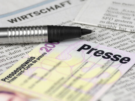 В НСЖУ призвали не лишать веса редакционные удостоверения профессиональных СМИ