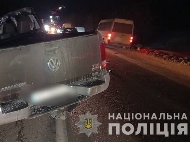 Под Харьковом столкнулись два грузовика и внедорожник, есть пострадавшие и погибший – полиция