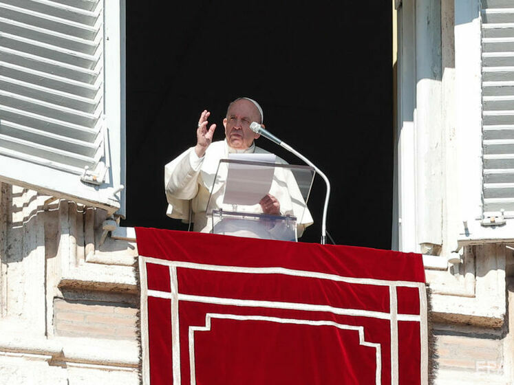 "Пусть никогда не будет войны!" Папа римский помолился за мир в Украине
