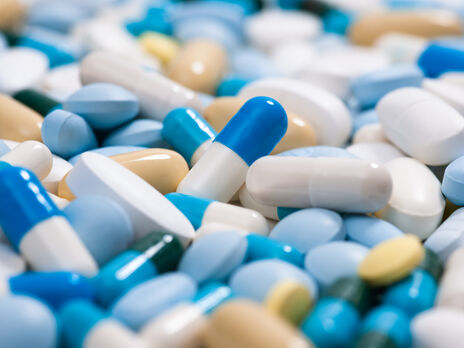 Продаж антибіотиків за е-рецептами частина програми боротьби зі стійкими до антибіотиків бактеріями