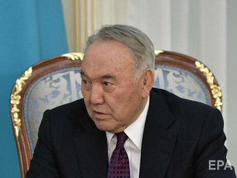 Назарбаєв покинув посаду голови керівної партії Казахстану 