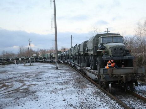 Російські війська прибувають до Білорусі з 18 січня