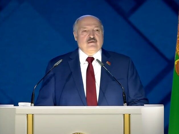 Лукашенко розповів про сотні тисяч мігрантів, 