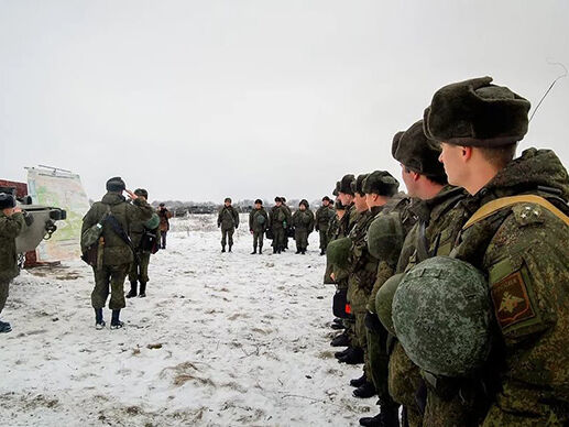 Россия заявила о завершении "проверки боеготовности" войск Западного военного округа