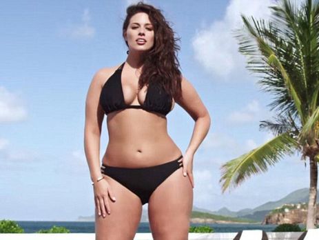 В кукле Barbie воссоздали внешность пышнотелой модели Эшли Грэм. Видео