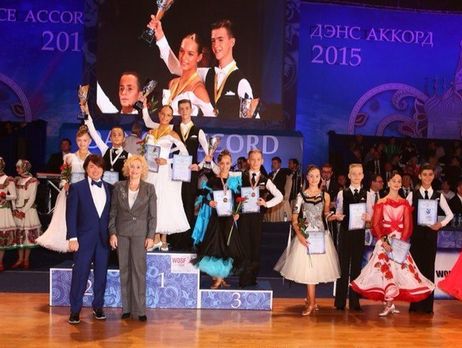 Вице-мэр Волгограда о бальниках: Мальчики ходят с прилизанными прическами и оттопыренными попками. Мне это не нравится