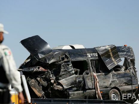 В Мексике в ДТП погибли 13 паломников