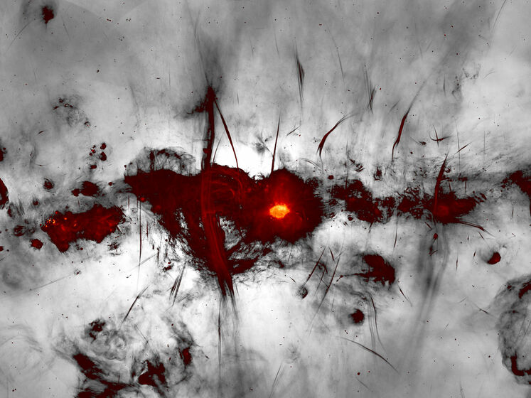 Астрономи сфотографували "серце Чумацького шляху"