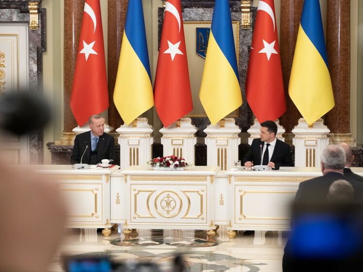 Украина и Турция подписали соглашение о совместном производстве беспилотников Bayraktar