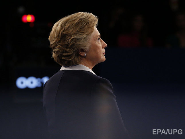 Клинтон выступила с первой речью после выборов: Хотелось никогда больше не покидать дом