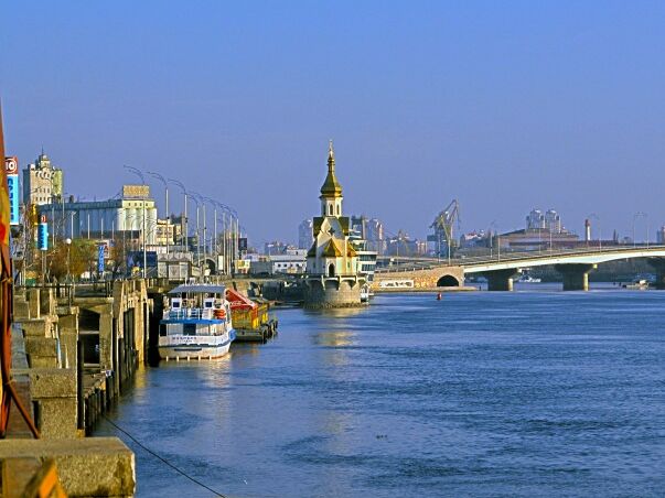 В Україні навантаження на дороги можуть зменшити завдяки розвитку річкової інфраструктури – Шмигаль