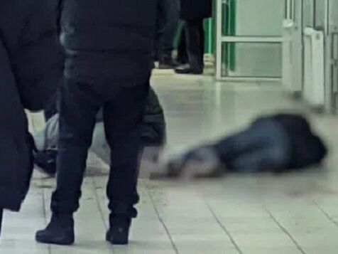 У Полтаві в торговельному центрі чоловік завдав ножових поранень двом опонентам, один із них помер – поліція